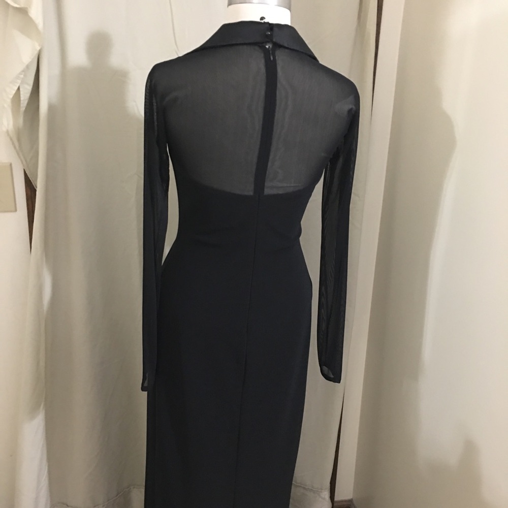 Gown - Picture 4 of 5